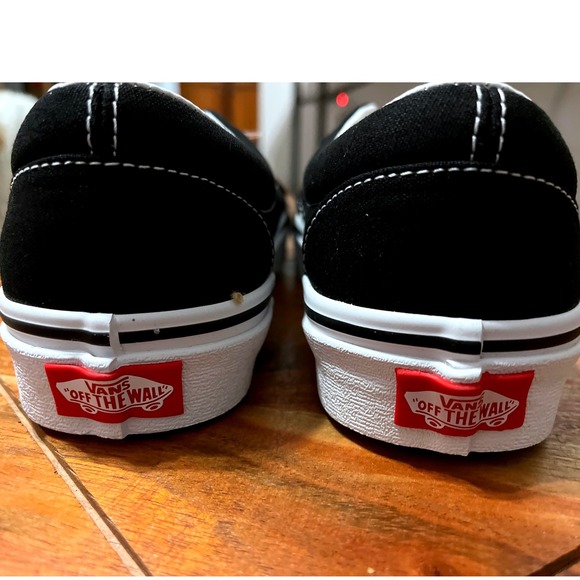 Vans Era Unisex Sneakers Black White Low Top Canvas Shoes Size 5 Women  NWT - Picture 10 of 14